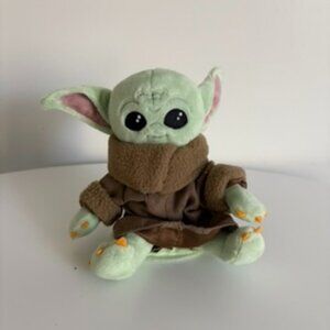 Disney Star Wars Plush Grogu Shoulder Magnet